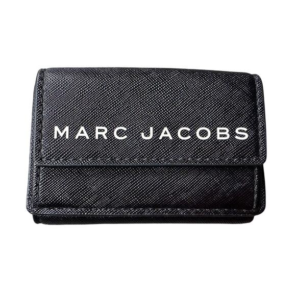 Marc Jacobs Black Mini Trifold Compact Wallet - Picture 1 of 11